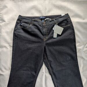 Bandolino Ariana Bootcut Stretch Dark Wash Blue Jeans Women's Size 24 NEW!